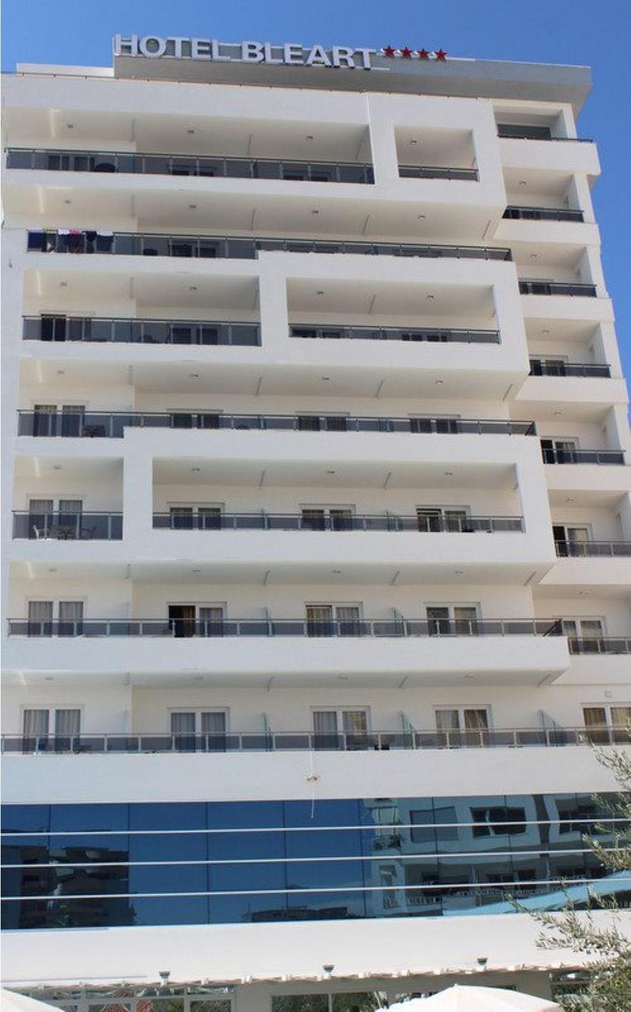 Hotel Bleart Škalngur Εξωτερικό φωτογραφία