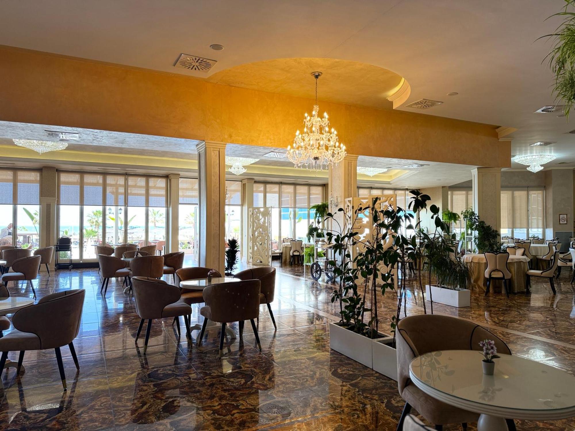 Hotel Bleart Škalngur Εξωτερικό φωτογραφία