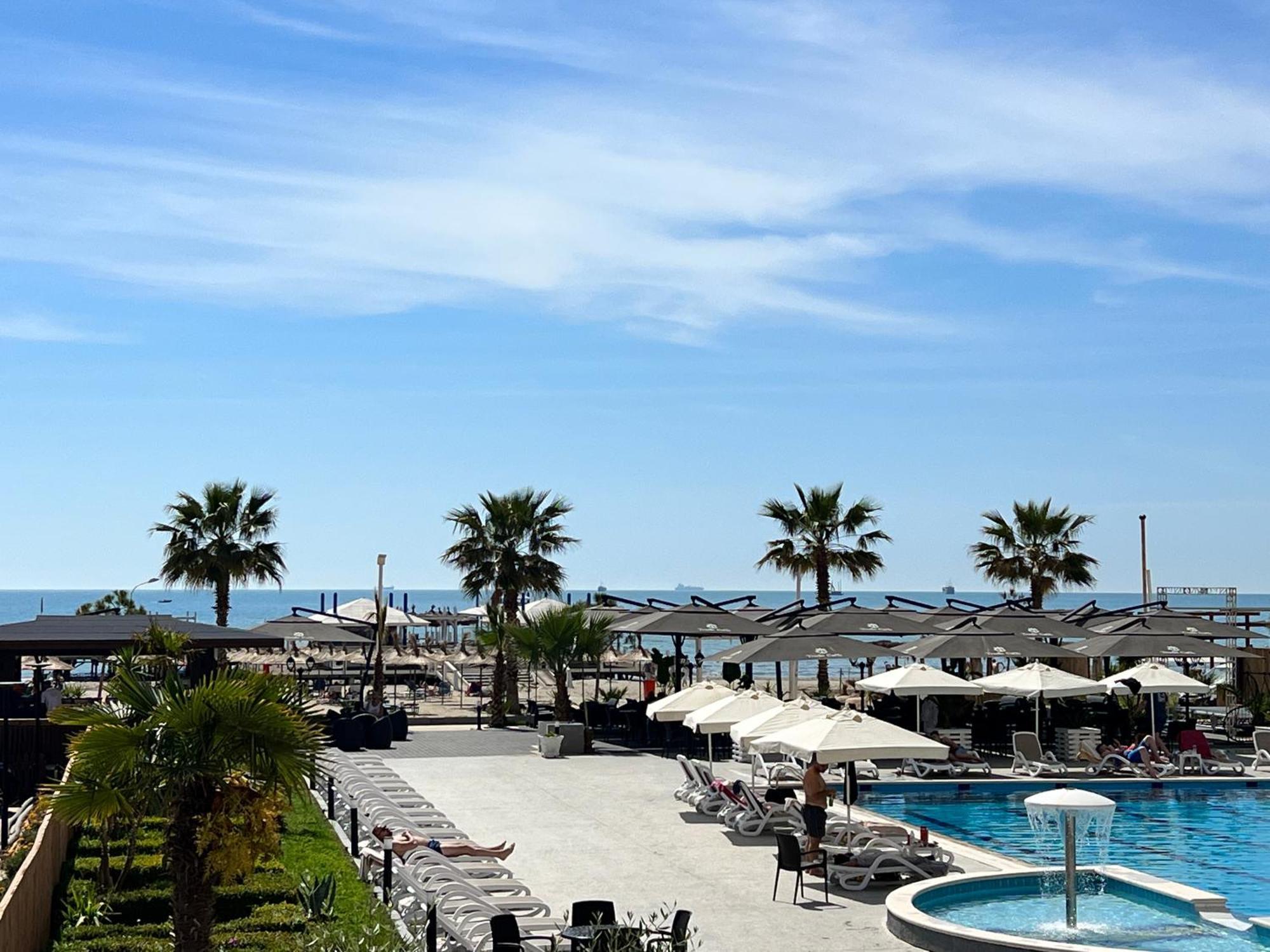 Hotel Bleart Škalngur Εξωτερικό φωτογραφία